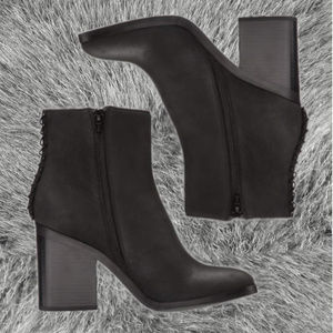 SOLD Katy Perry Black Ankle Boot, wmn sz 10 NEW